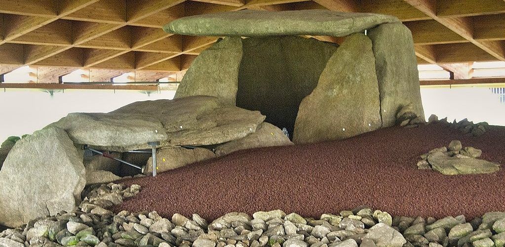 Dolmen de Dombate - Arqueología en Cabana de Bergantiños