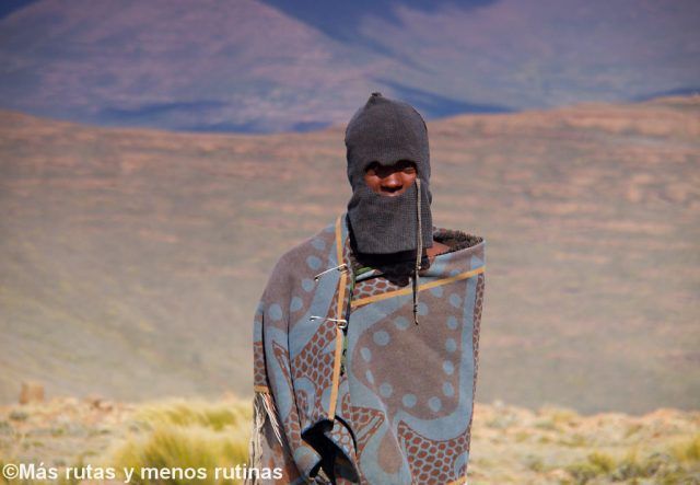 Pastor en las montañas de Lesotho
