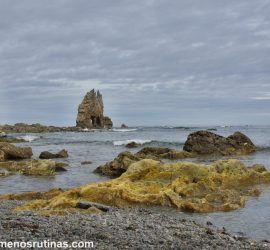 Playa de Portizuelo en la costa occidental de Asturias