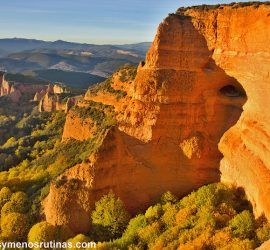 Las Médulas en otoño desde el Mirador de Orellán