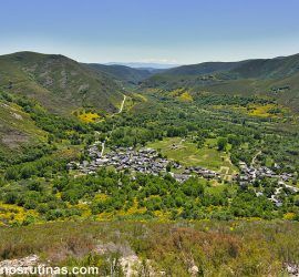 Vista de Burbia en la ruta por el Mirandelo