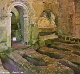 Monasterio San Pedro de Rocas en la Ribeira Sacra