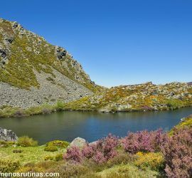 Lagoa da Serpe en la ruta a Peña Trevinca desde Porto