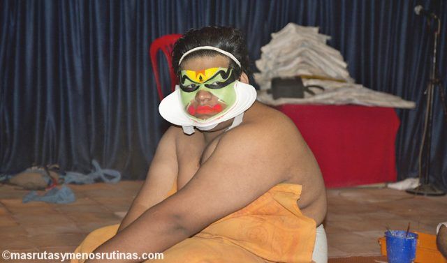 Danza Kathakali en Tekkady: Viaje al sur de India