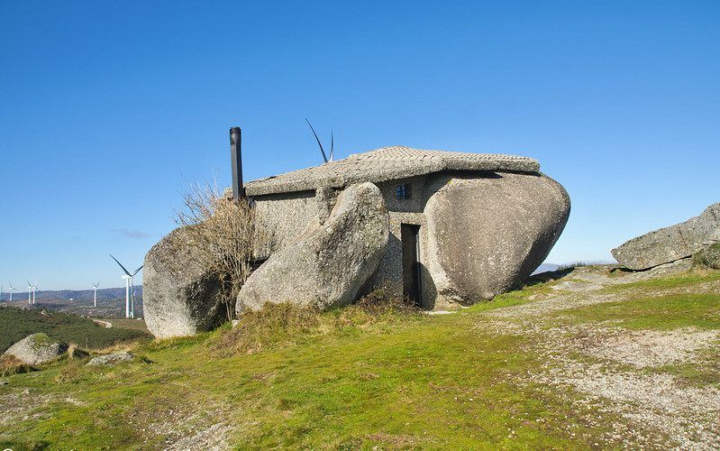 Casa do Penedo en la Serra de Fafe (Trilho do Vento)