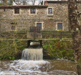 Muiño da Pena en la Senda Fluvial Botánica del río Mera en O Pino