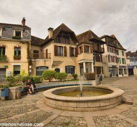 Salies de Bearn (Plaza del Bayáa)