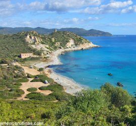 Cala Usai en Cabo Carbonara _sudeste de Cerdeña