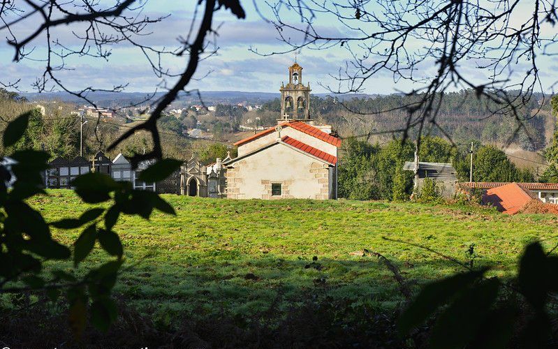 Iglesia de San Xulián de Poulo en la etapa 5 del Camino inglés