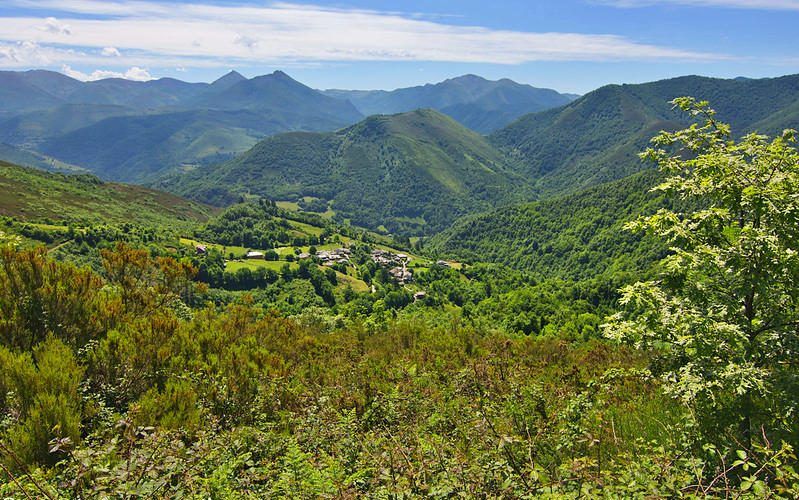 Vista de Obacho en Muniellos