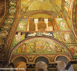 Mosaicos en la Basilica de San Vitale en Ravena