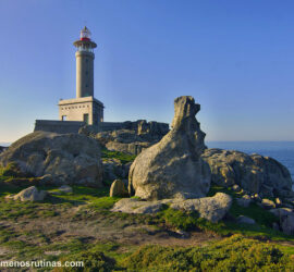 Faro de Punta Nariga_ Etapa 1 del Camiño dos faros De Malpica a playa de Niñóns