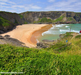 Playa de Antuerta en Bareyo (Cantabria)
