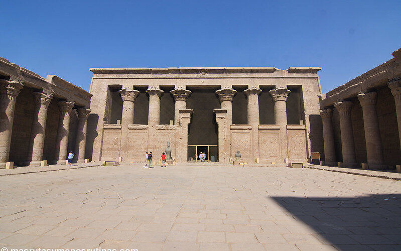 Templo de Edfú en el trayecto de Luxor a Asuán