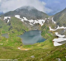 Vistas del Lago Capra en la ruta al Pico Capra