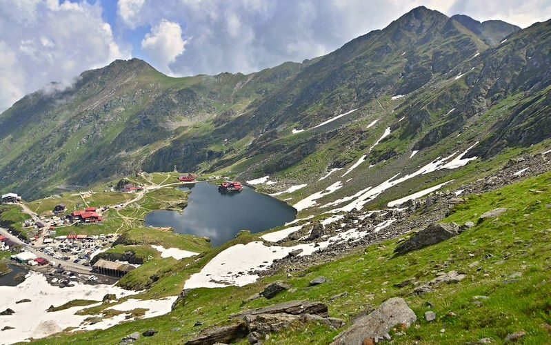 Ruta al Pico Paltinu desde Lago Balea en Rumanía